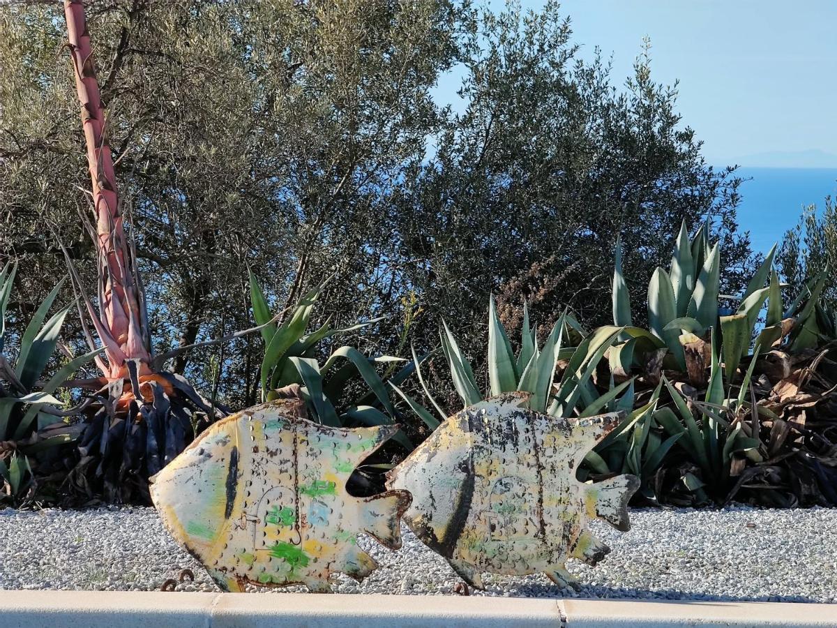 Campo Agave Luxury Tents Sayalonga Eksteriør billede