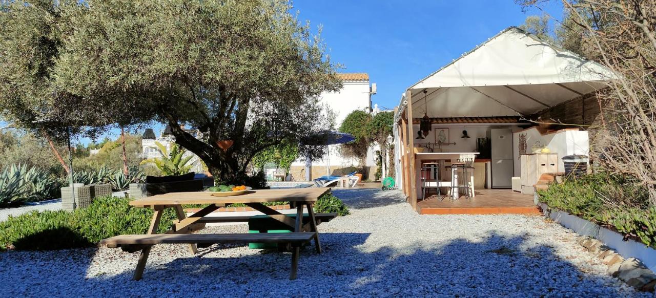Campo Agave Luxury Tents Sayalonga Eksteriør billede