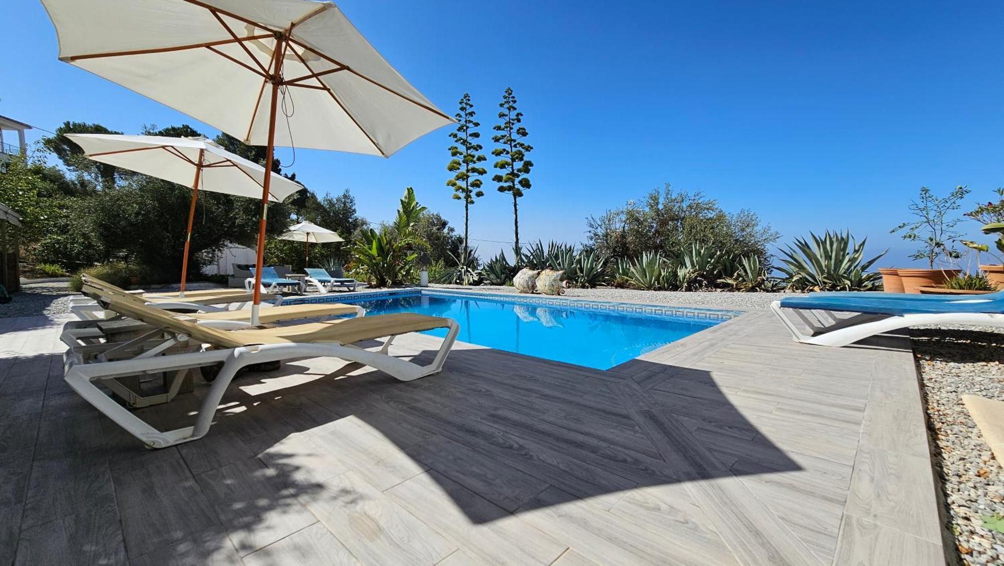 Campo Agave Luxury Tents Sayalonga Eksteriør billede