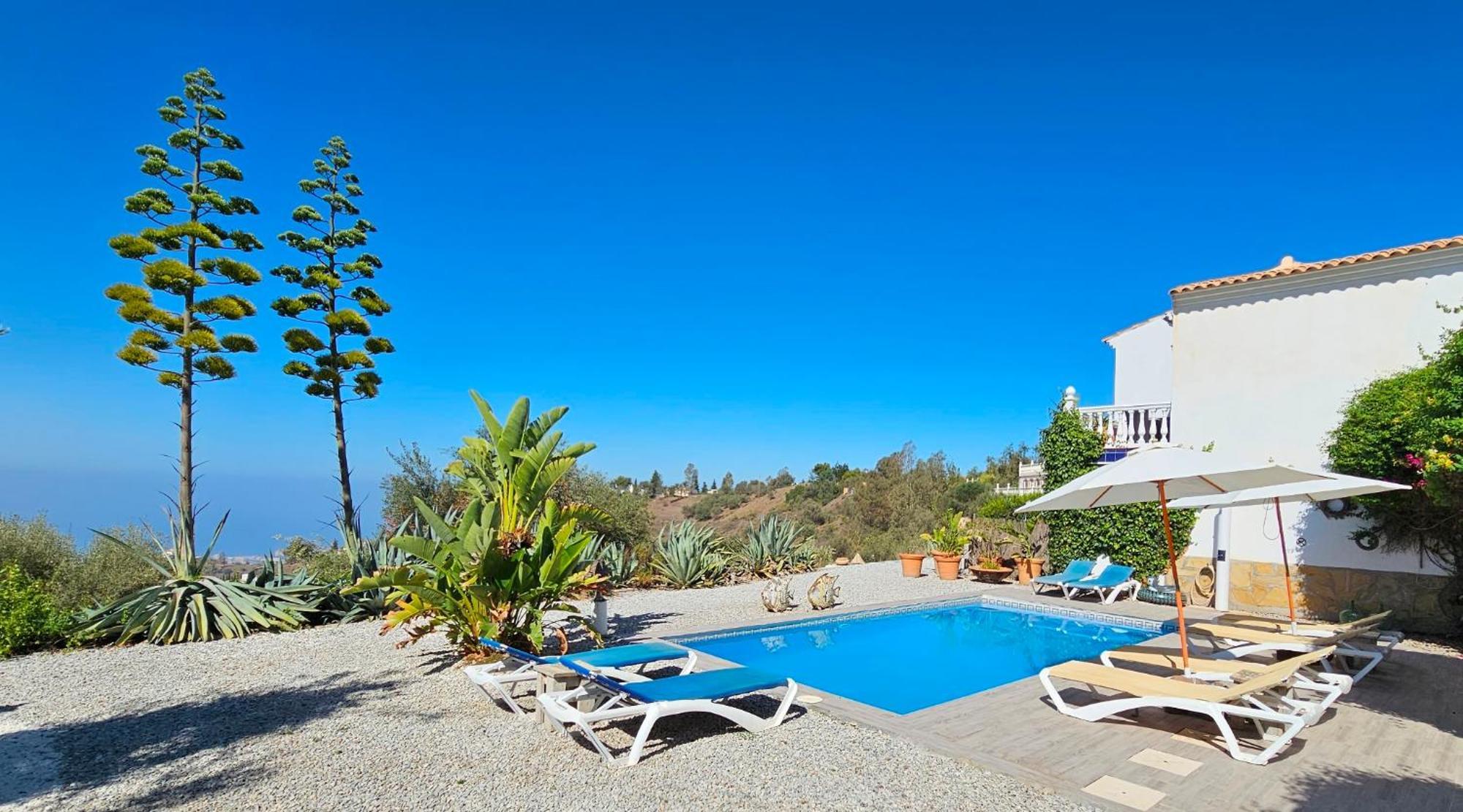 Campo Agave Luxury Tents Sayalonga Eksteriør billede