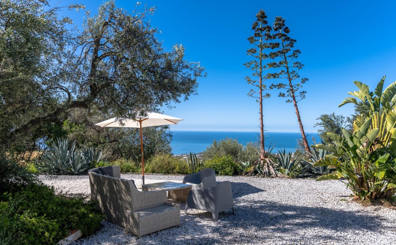 Campo Agave Luxury Tents Sayalonga Eksteriør billede