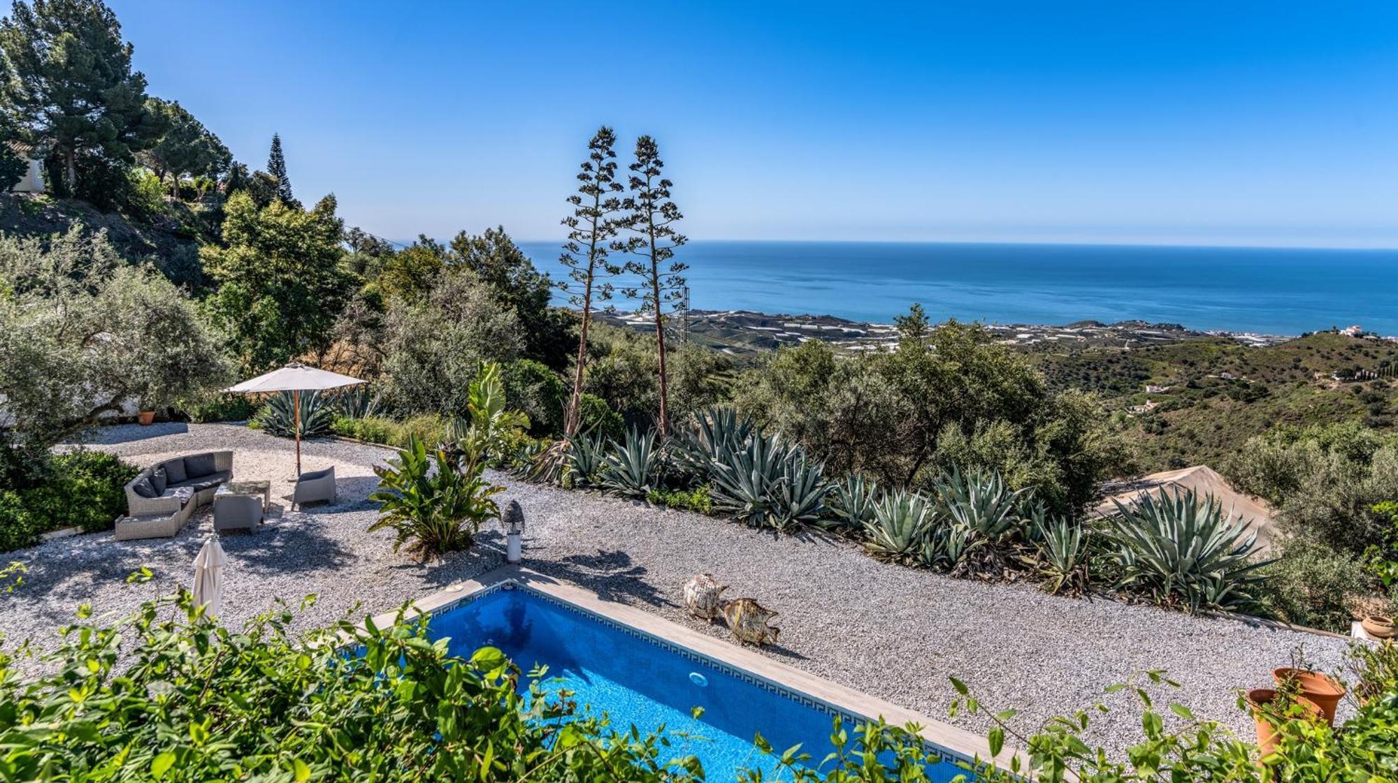 Campo Agave Luxury Tents Sayalonga Eksteriør billede