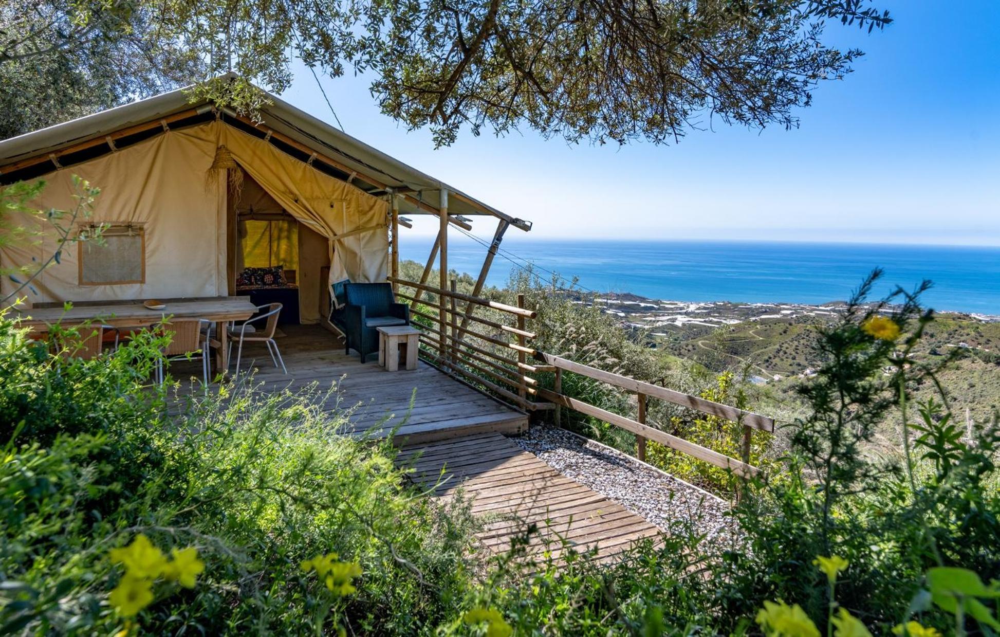 Campo Agave Luxury Tents Sayalonga Eksteriør billede